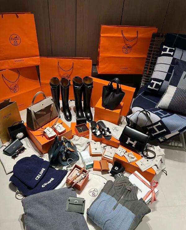 回收奢侈品鞋服